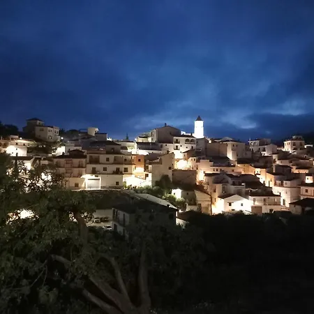 Casa Mas Town House Rooftop Terrace & Views Hébergement de vacances *